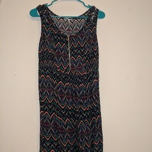 Dress with zipper detail on front